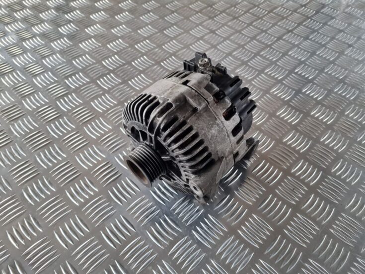 Ģenerators priekš BMW 6 E63 645 2004