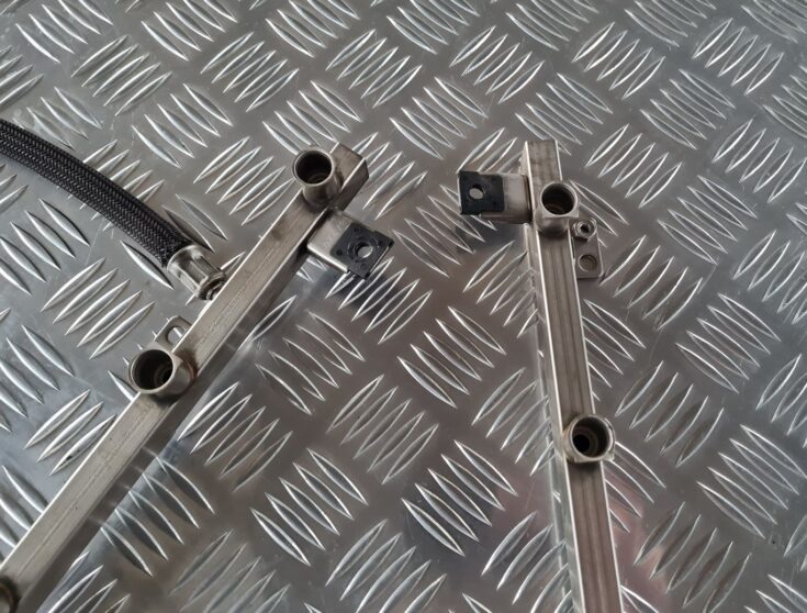Degvielas sadales caurule priekš BMW 6 E63 645 2004