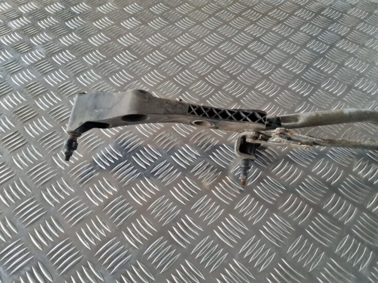 Vējstikla tīrīšanas mehānisms priekš BMW 6 E63 645 2004