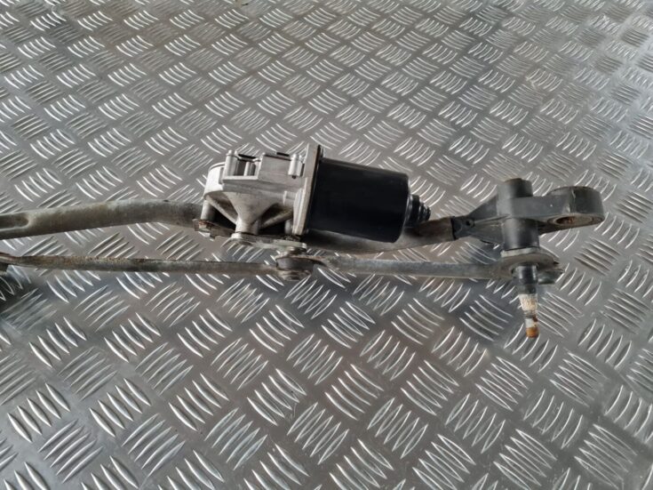 Vējstikla tīrīšanas mehānisms priekš BMW 6 E63 645 2004