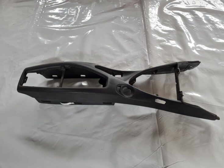 Centrālās konsoles apdares lielākā daļa priekš BMW 6 E63 645 2004