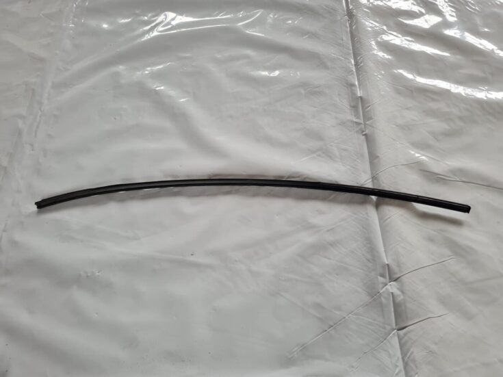 Jumta moldings priekš BMW 6 E63 645 2004