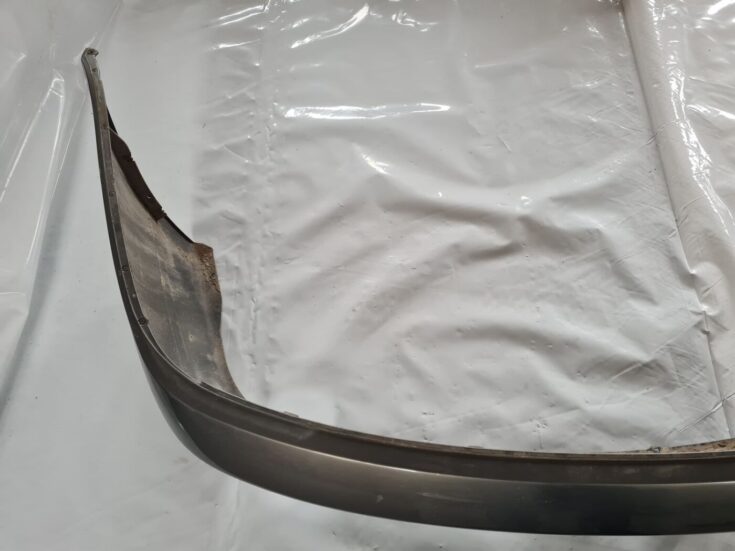 Aizmugures buferis priekš BMW 6 E63 645 2004