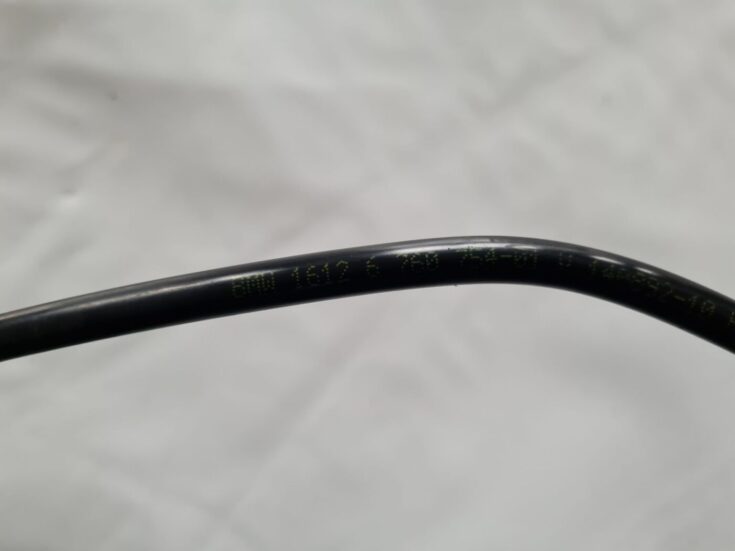 Degvielas caurule priekš BMW 6 E63 645 2004