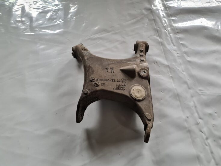 Aizmugures piekares svira priekš BMW 6 E63 645 2004