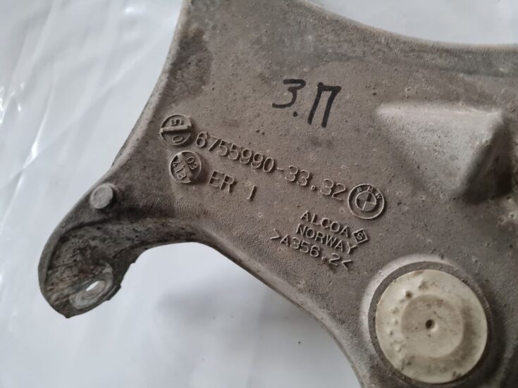 Aizmugures piekares svira priekš BMW 6 E63 645 2004
