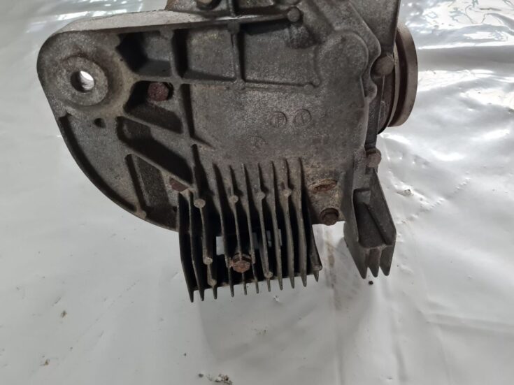 Aizmugurējais reduktors priekš BMW 6 E63 645 2004