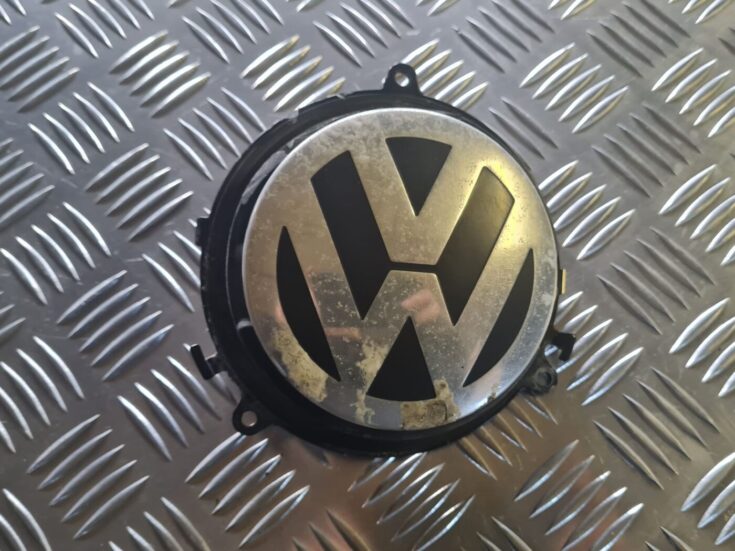 Bagažnieka vāka slēdzenes pogas emblēma priekš VW GOLF 5 2004