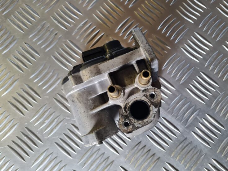 EGR vārsts priekš VW GOLF 5 2004