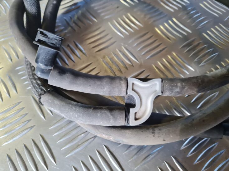 Lukturu mazgātāja sprauslas šļūtene priekš VW GOLF 5 2004