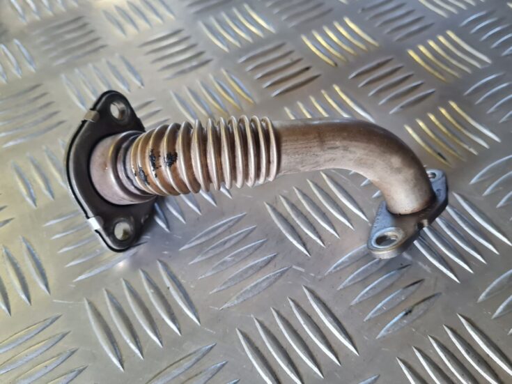 EGR caurule priekš VW GOLF 5 2004