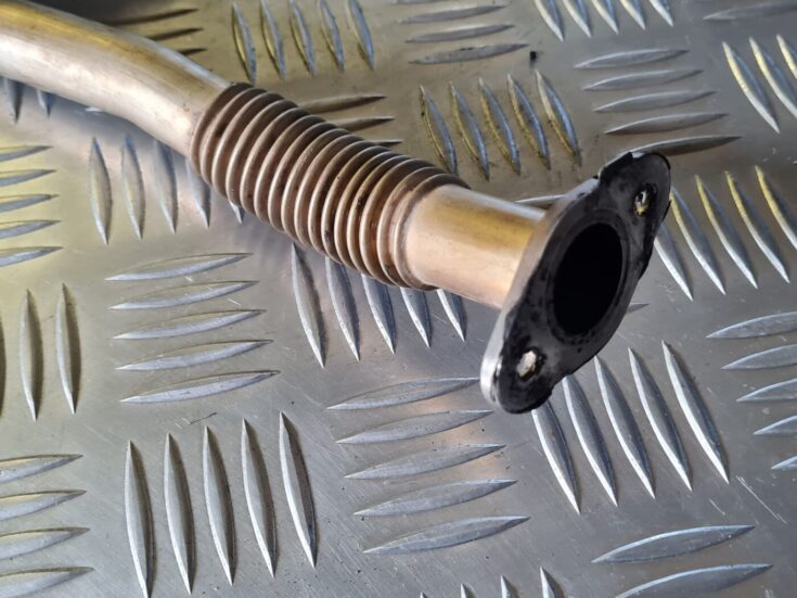 EGR caurule priekš VW GOLF 5 2004