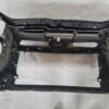 Priekšējā radiatora rāmis priekš VW GOLF 5 2004