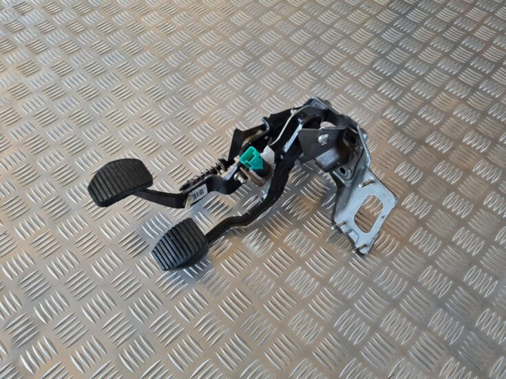 Pedāļu bloks priekš CITROEN BERLINGO 2014