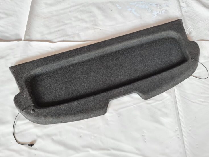Bagāžnieka nodalījuma plaukts priekš FIAT STILO 2003
