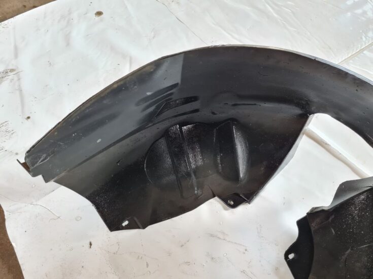 Priekšējais labais paspārns priekš FIAT STILO 2003