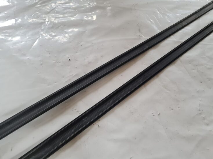 Jumta moldings priekš VW PASSAT 2004 UNIVERSAL GREY
