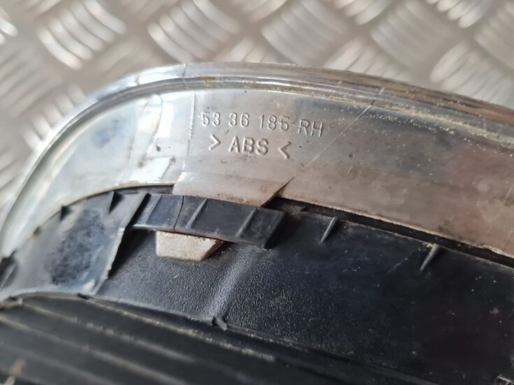 Bufera reste priekš SAAB 9-5 1999