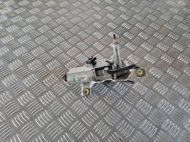Aizmugurējā stikla tīrītāja motors priekš SAAB 9-5 1999