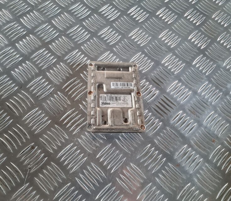 Ksenona vadības bloks priekš SAAB 9-5 1999