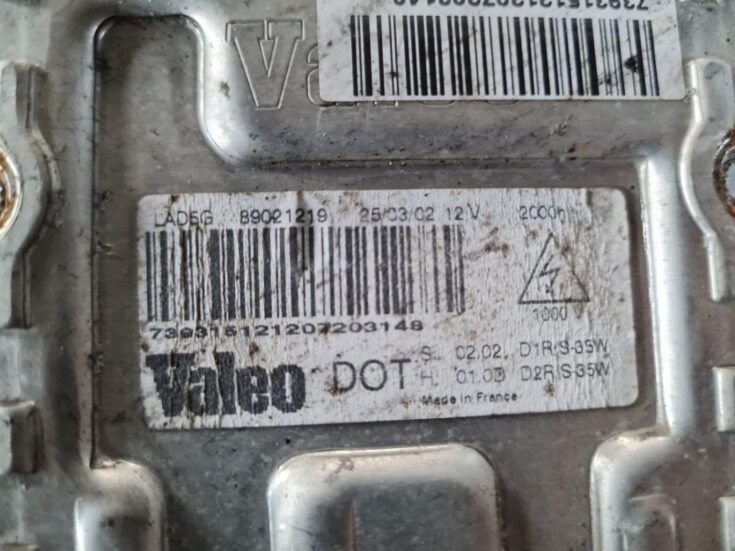 Ksenona vadības bloks priekš SAAB 9-5 1999