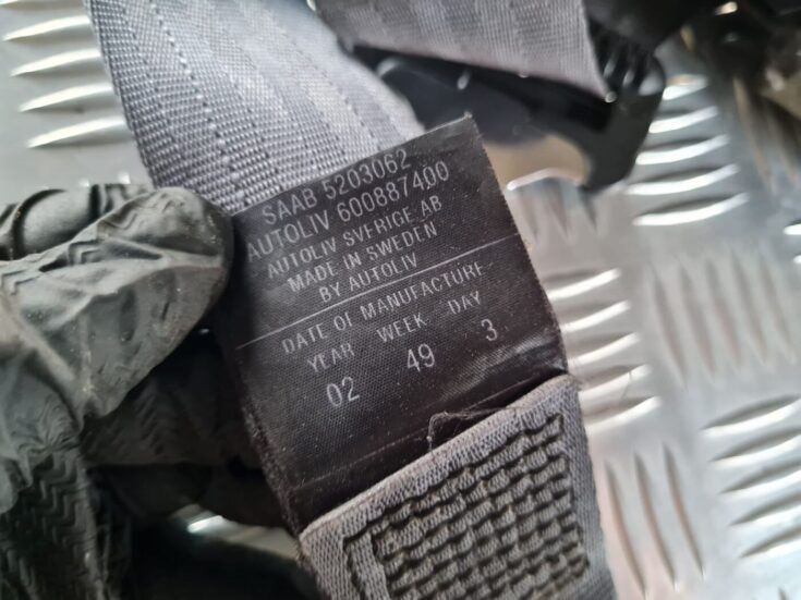Priekšējā labā drošības josta priekš SAAB 9-5 1999