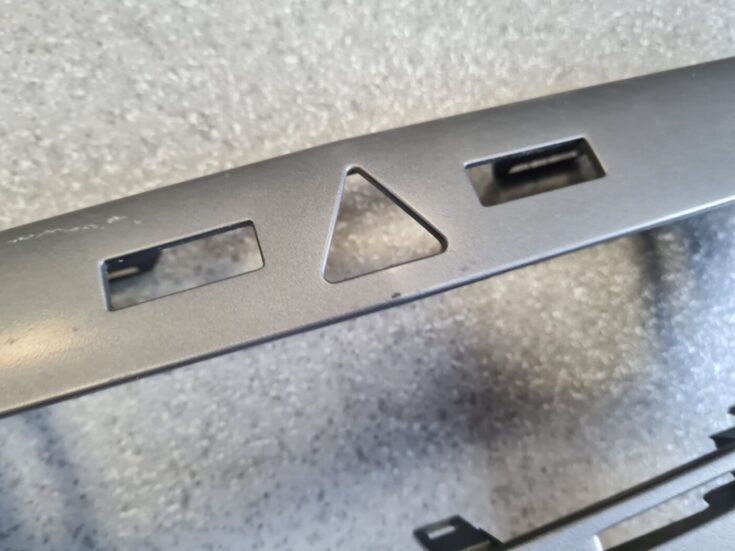 Mērinstrumentu paneļa dekoratīvais rāmis priekš OPEL ASTRA H 2005 GREEN