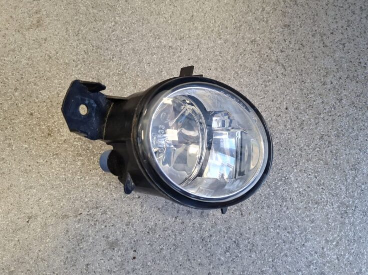 Miglas lukturis priekšā labajā pusē priekš BMW X5 E70 2006-2013