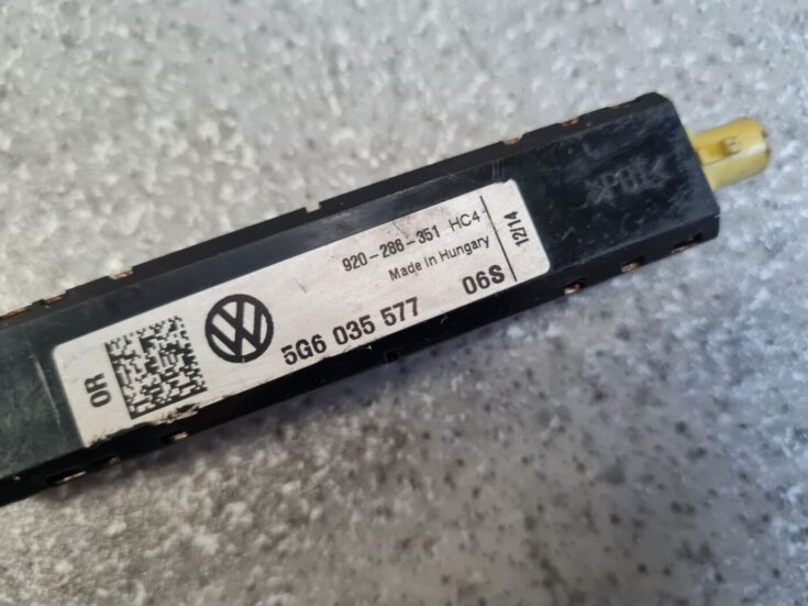Antenas pastiprinātāja bloks priekš VW GOLF 2014