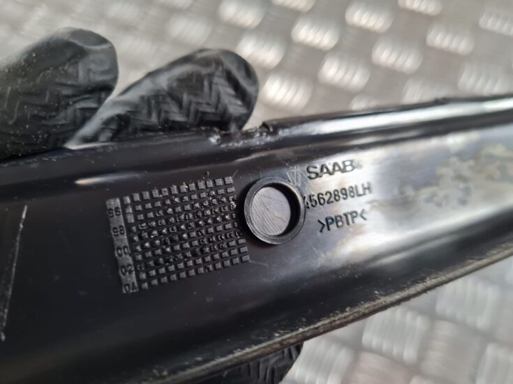 Sliekšņa priekšēja kreisa uzlika (salonā) priekš SAAB 9-5 1999