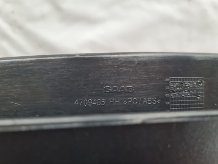 Durvju stikla moldings priekš SAAB 9-5 1999