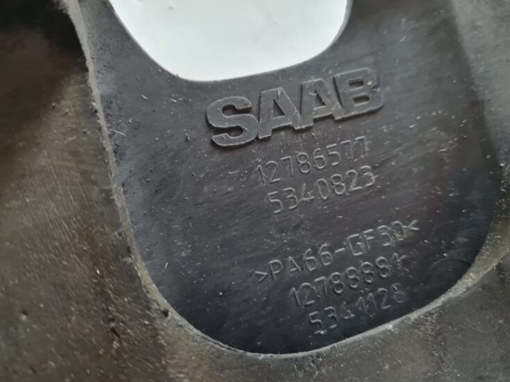 Dzinēja dekoratīvais vāks priekš SAAB 9-5 1999