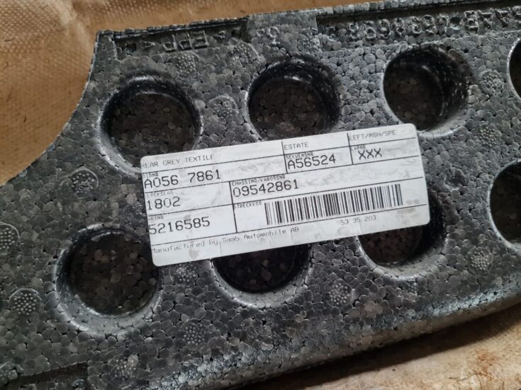 Aizmugurējo kreiso durvju apdare priekš SAAB 9-5 1999