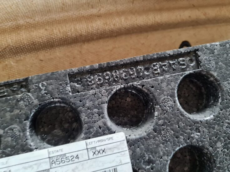 Aizmugurējo kreiso durvju apdare priekš SAAB 9-5 1999
