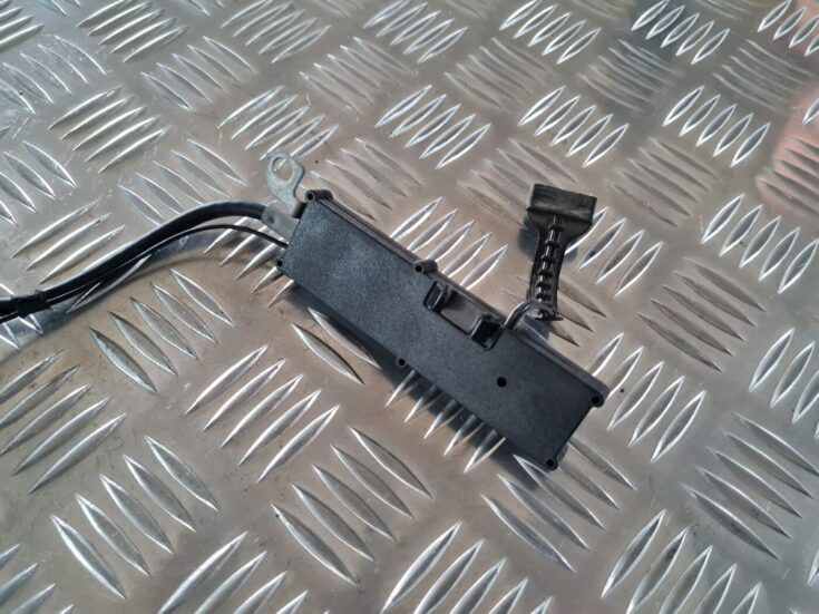 Antenas pastiprinātāja bloks priekš CHRYSLER VOYAGER 2006