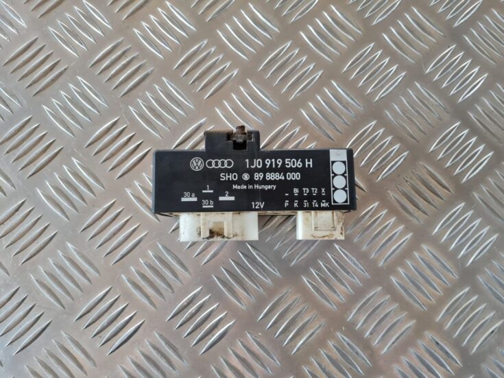 Ventilatora releja priekš VW GOLF IV 1999