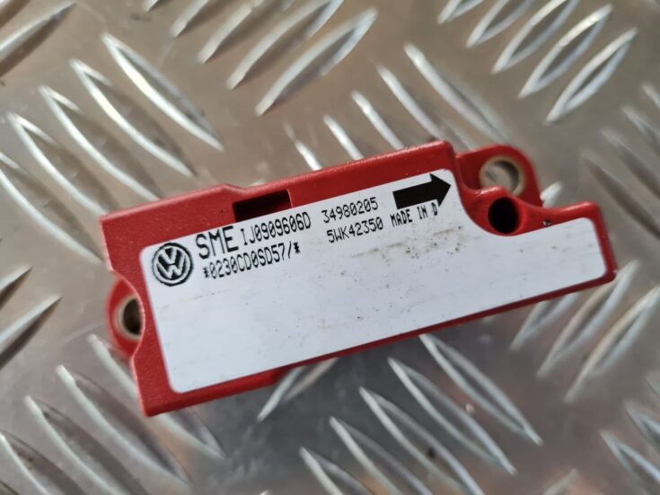 Drošības spilvena trieciensensors priekš VW GOLF IV 1999