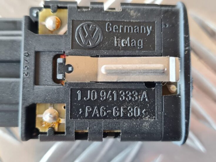 Lukturu augstuma regulēšanas poga priekš VW GOLF IV 1999