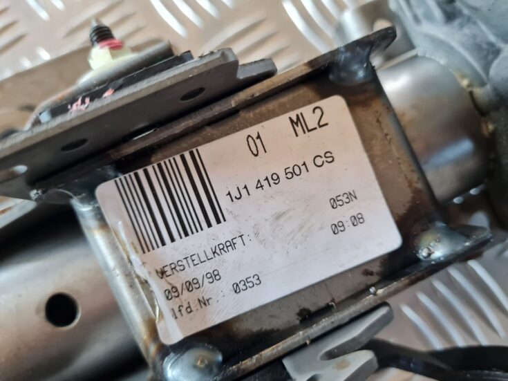 Stūres statne priekš VW GOLF IV 1999