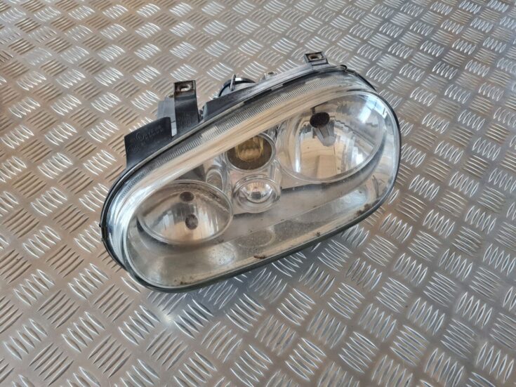Priekšējais kreisais lukturis priekš VW GOLF IV 1999
