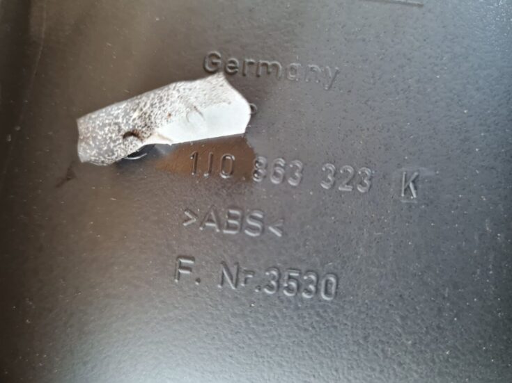 Centrālās konsoles apdares lielākā daļa priekš VW GOLF IV 1999