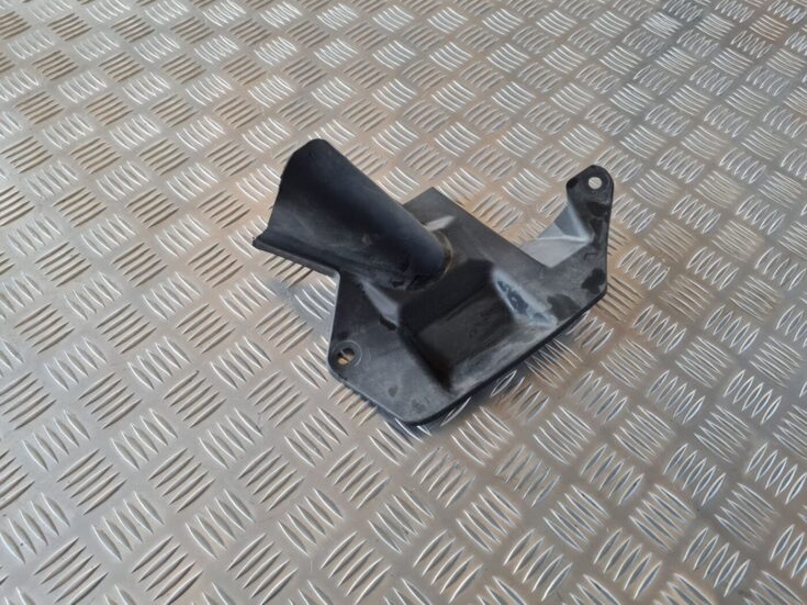 Stūres statnes putekļu aizsargs (salonā) priekš VW GOLF IV 1999