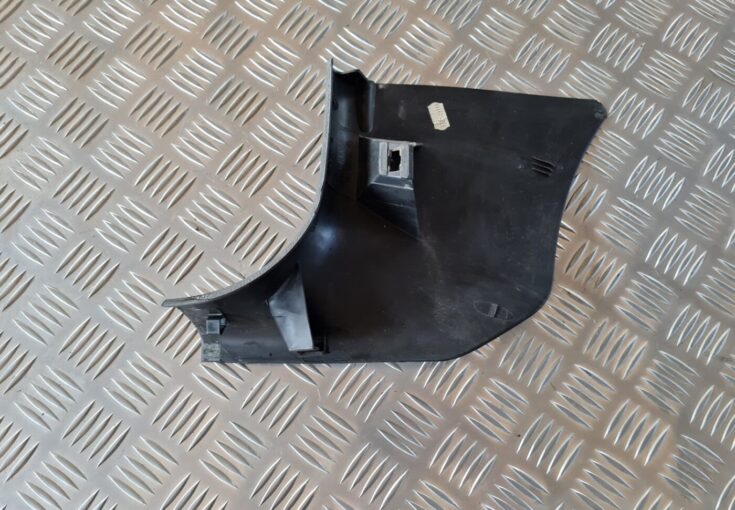 Sliekšņa priekšēja laba uzlika (salonā) priekš VW GOLF IV 1999