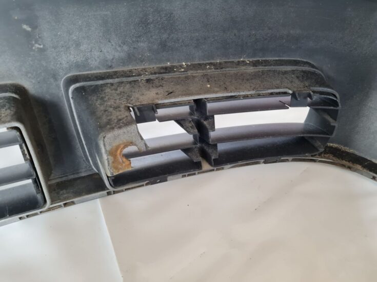 Priekšējais buferis priekš VW GOLF IV 1999